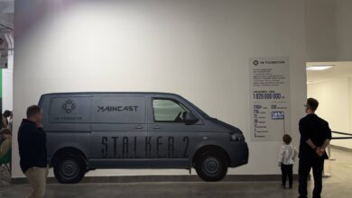 Брендований бус, оформлений у впізнаваній естетиці S.T.A.L.K.E.R. 2. від MK Foundation. Фото: Ukraine WOW