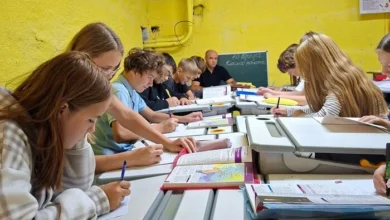 Діти під час уроку в укритті. Фото: Бучанська міська рада